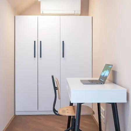 Strict Apartment *