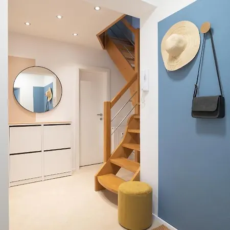 Strict Apartment