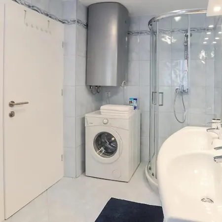 Strict Apartment