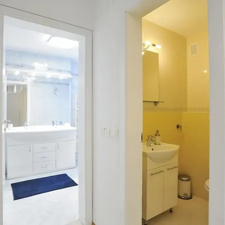 Apartma Strict Ljubljana