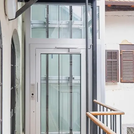 Strict Appartamento *